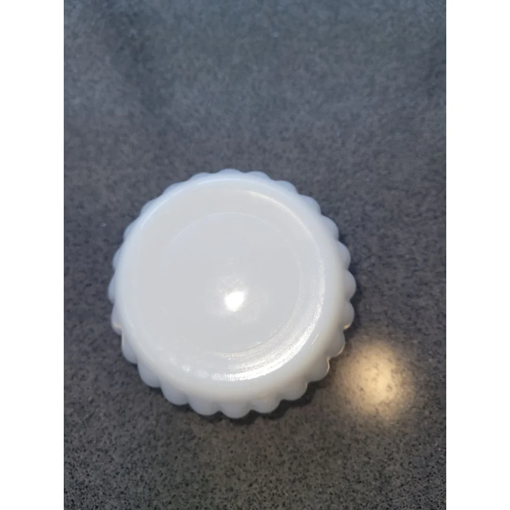 White Milk Glass Style Scalloped Vase Planter 5
